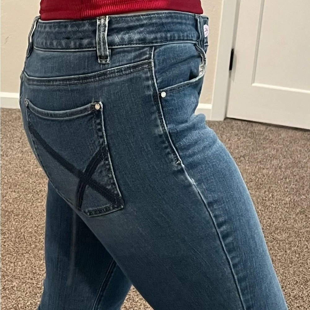 White House Black Market Jeans 8S - Picture 2 of 9